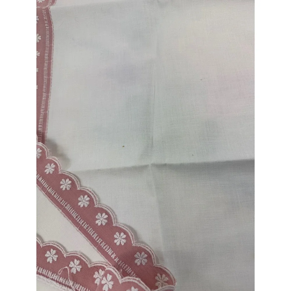 Vintage White Linen Table Runners Pink Scalloped Floral Embroidered Edge set 2